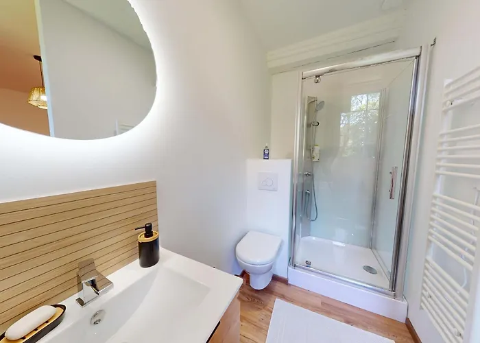 Domaine De L'eau Partie Bed & Breakfast